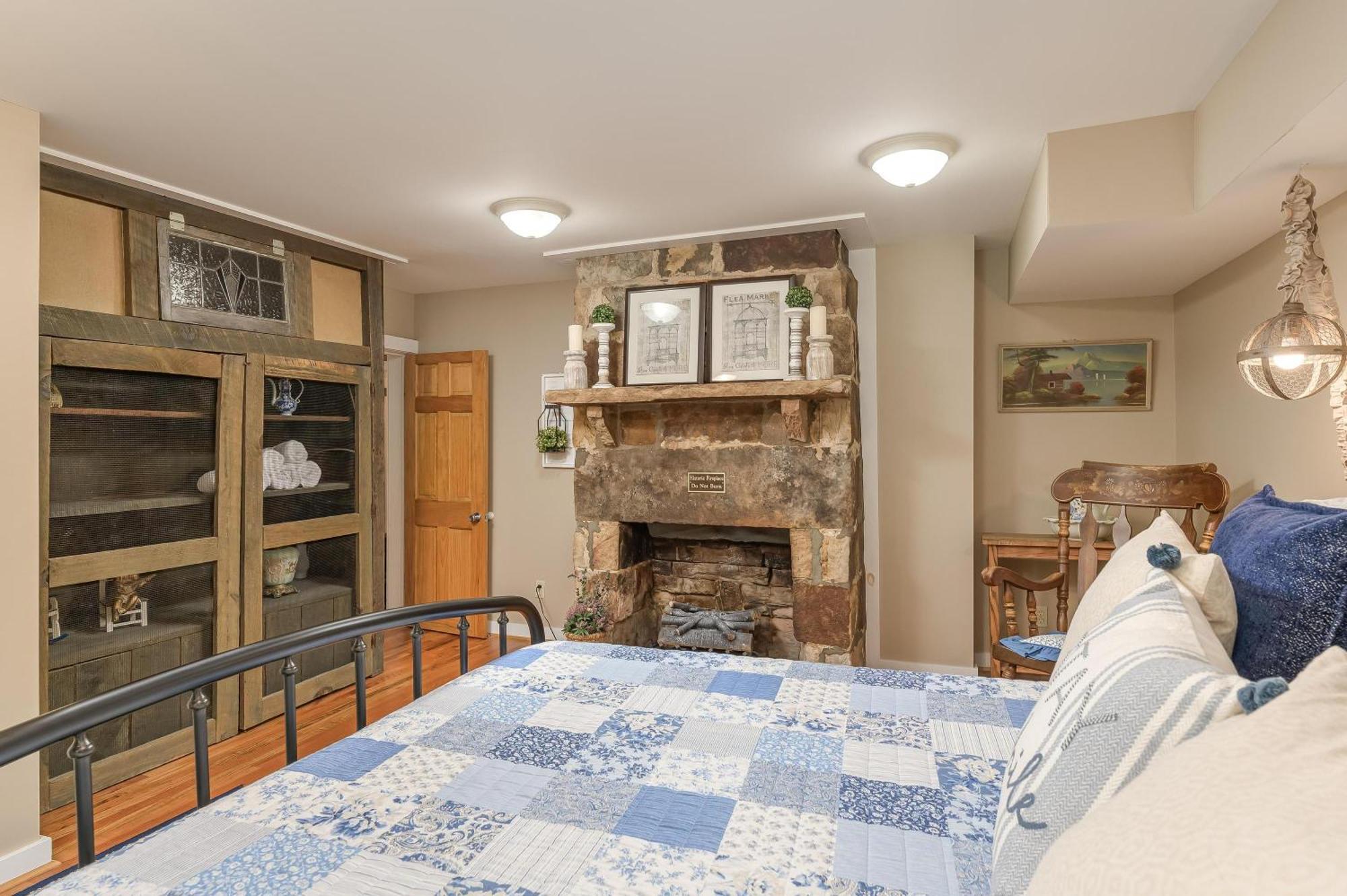 Cragsmere Manor Views 24 Guests Mentone Екстер'єр фото