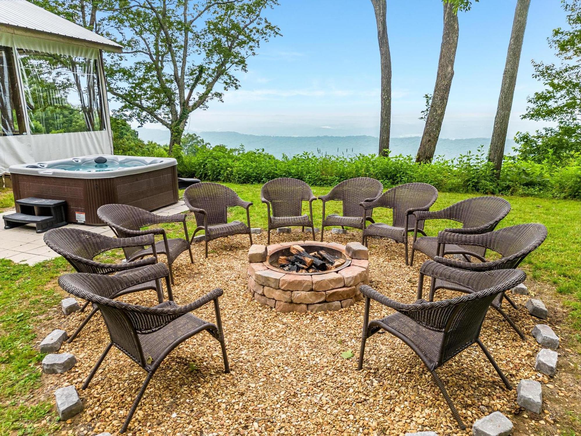 Cragsmere Manor Views 24 Guests Mentone Екстер'єр фото